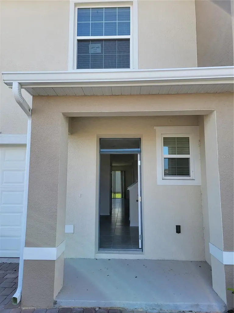 1350 Isleta Loop Kissimmee FL 34741