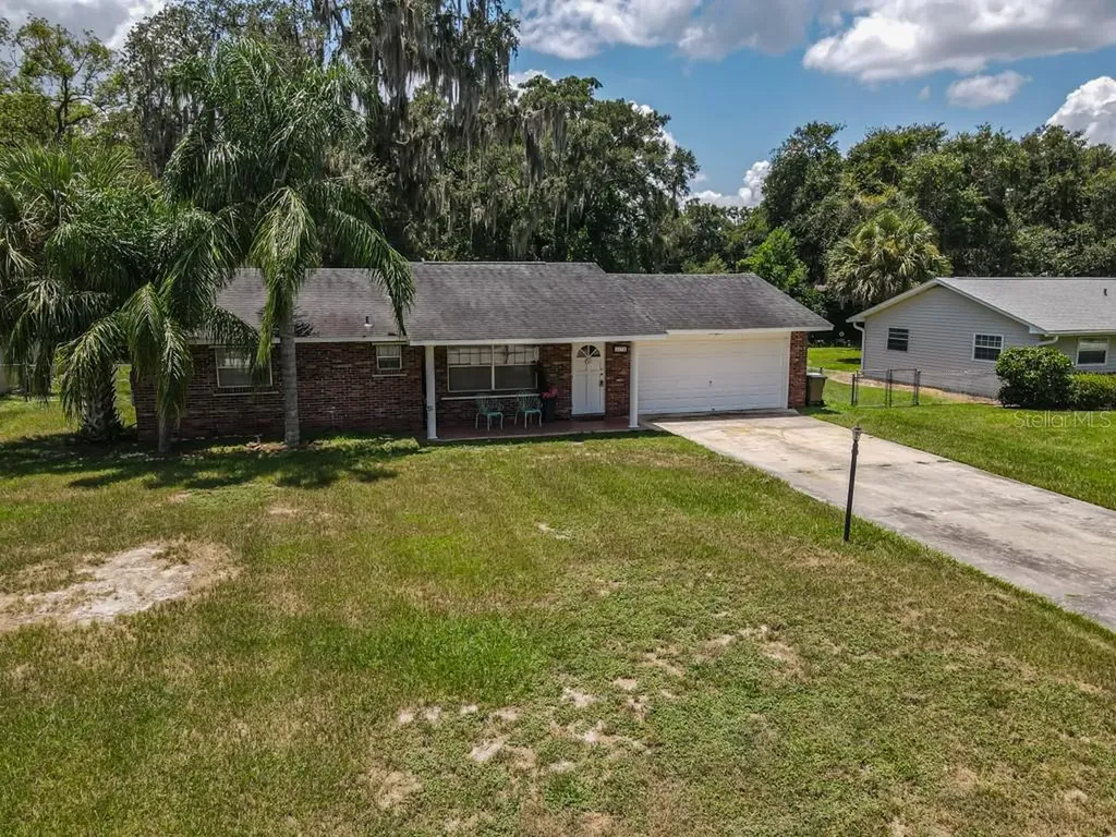 4074 Lake Eleanor Drive Mount Dora FL 32757
