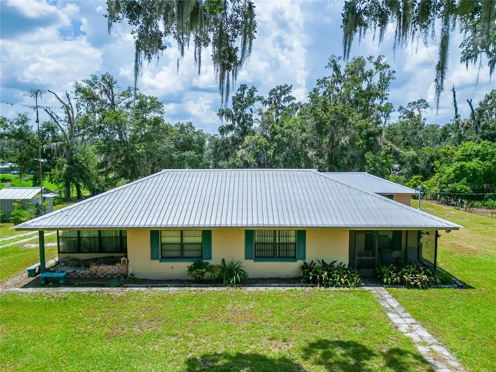 3003 N Wilder Road Plant City FL 33563