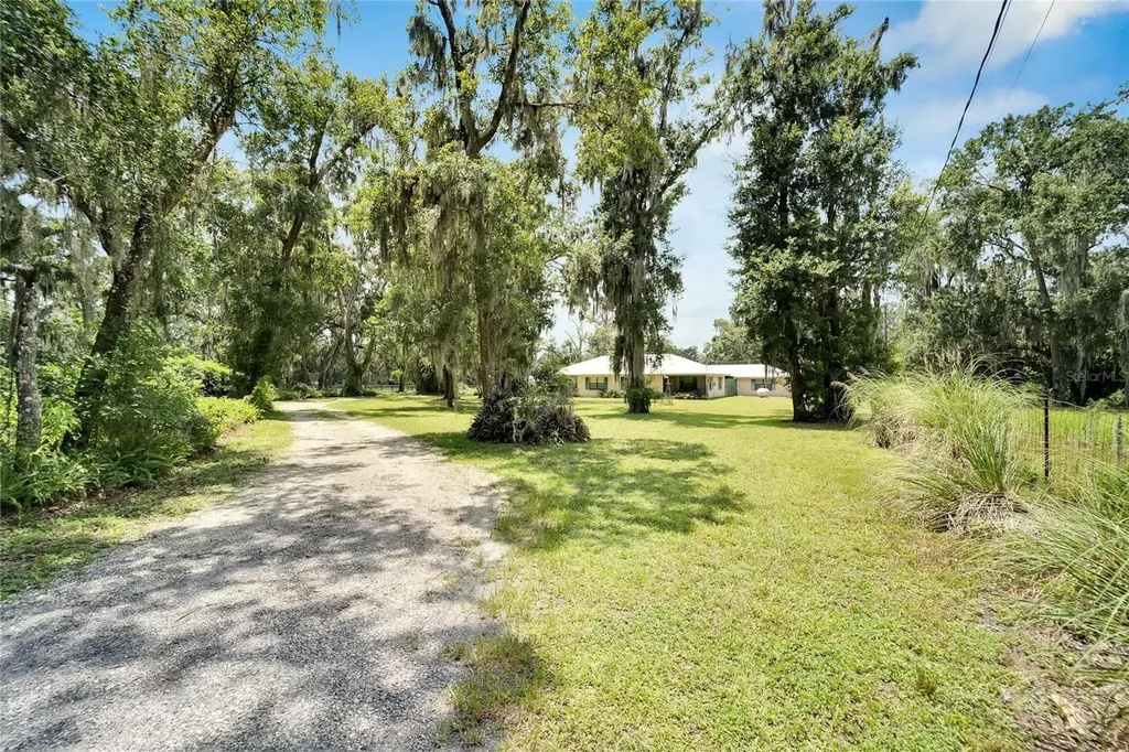 3003 N Wilder Road Plant City FL 33563