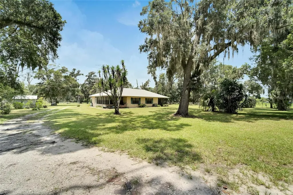 3003 N Wilder Road Plant City FL 33563