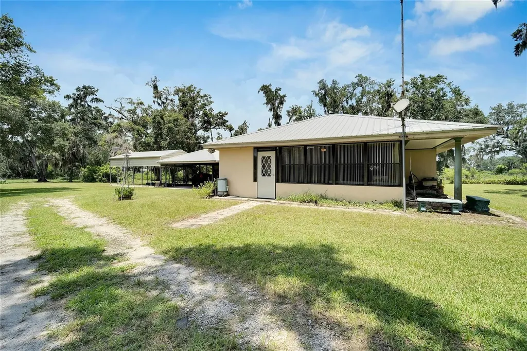 3003 N Wilder Road Plant City FL 33563