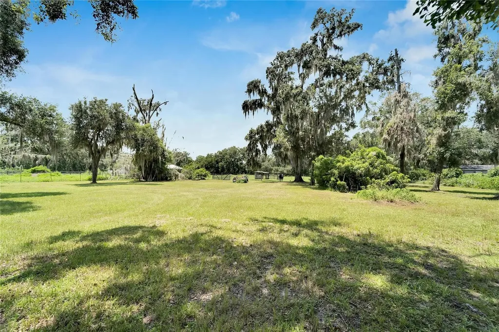 3003 N Wilder Road Plant City FL 33563