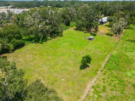 3003 N Wilder Road Plant City FL 33563