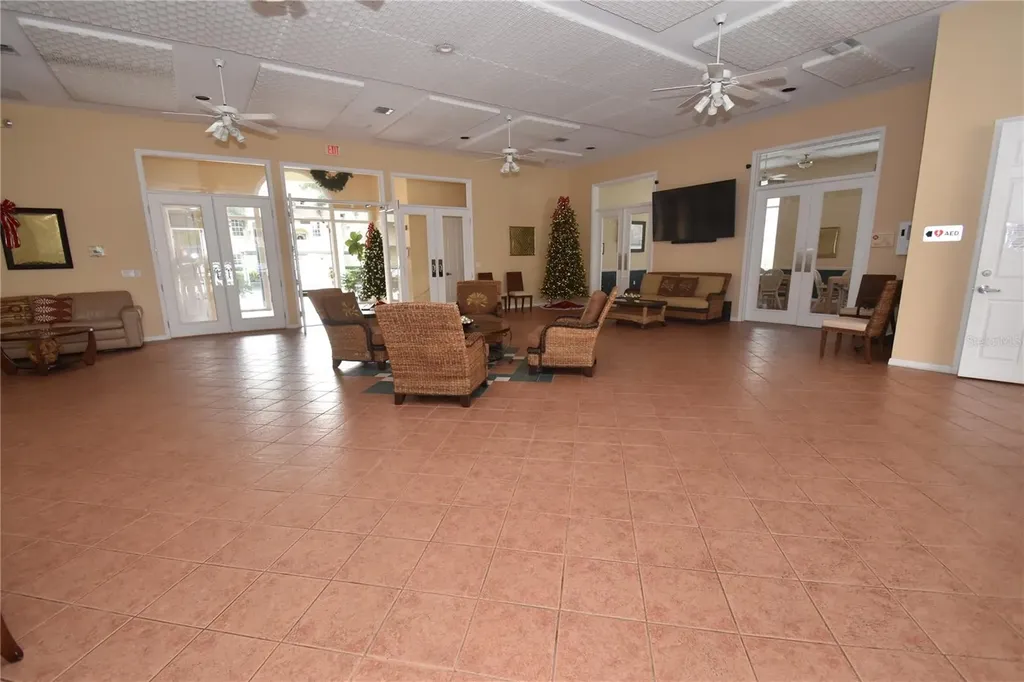 4235 Castlebridge Lane Sarasota FL 34238
