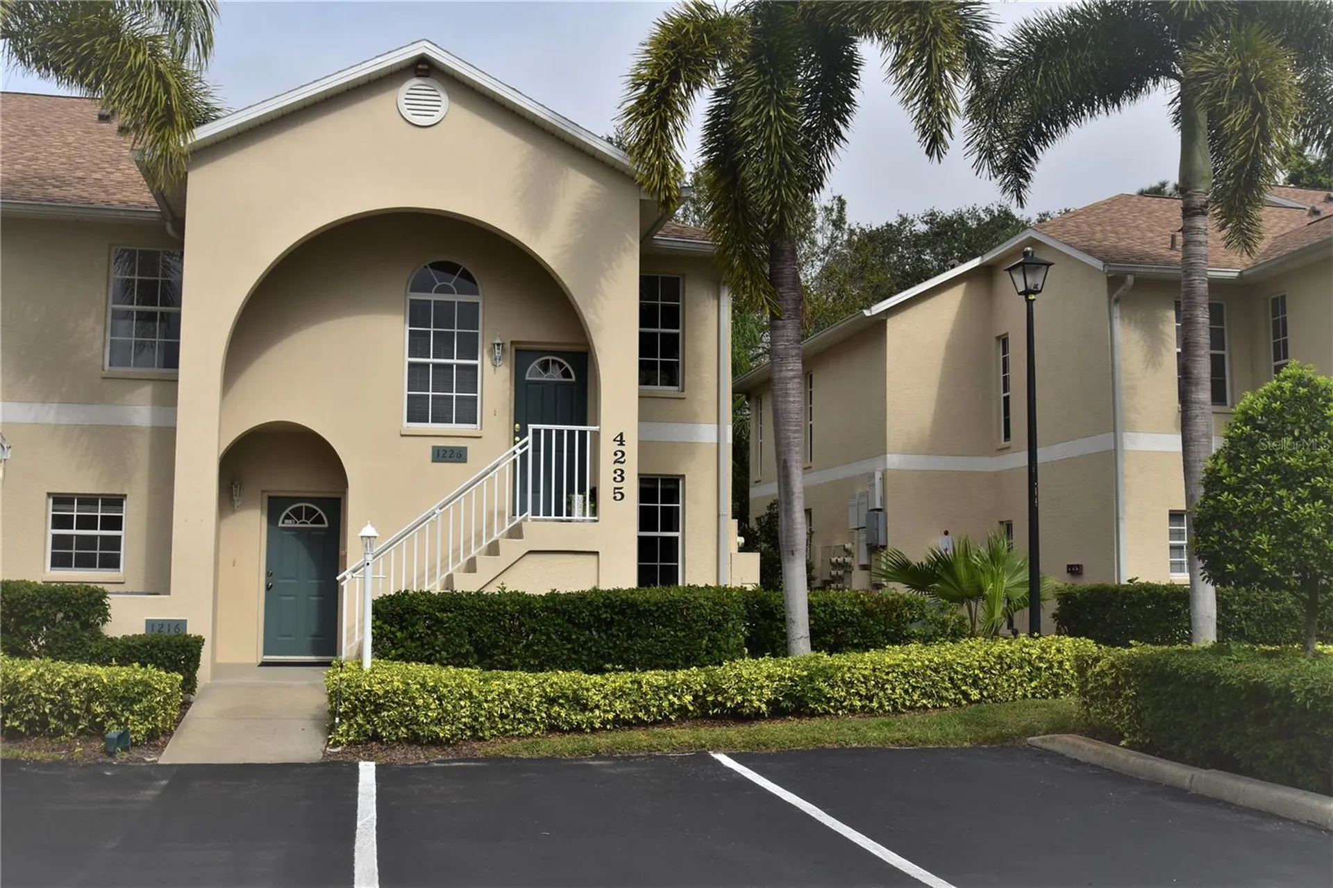 4235 Castlebridge Lane Sarasota FL 34238