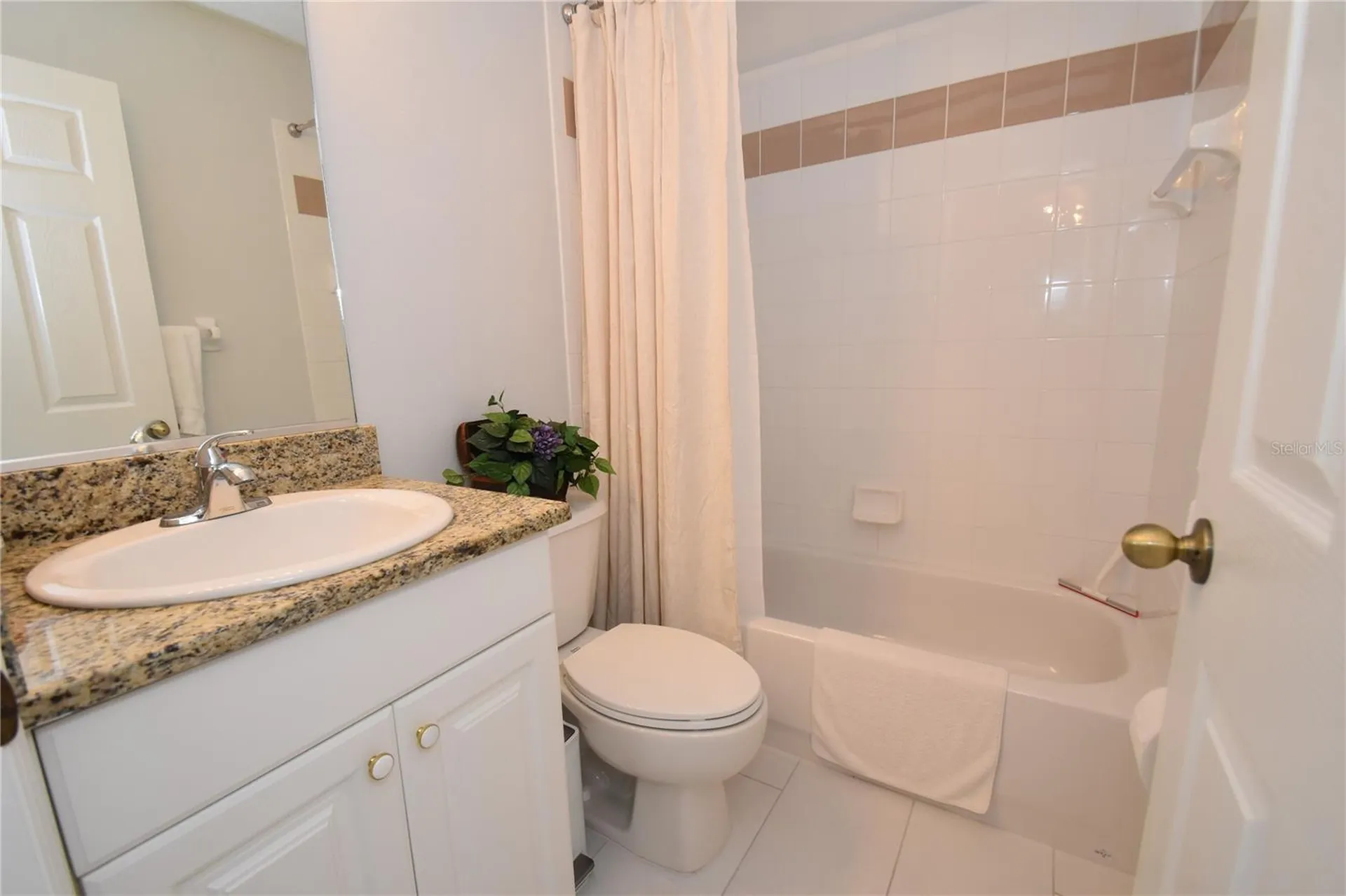4235 Castlebridge Lane Sarasota FL 34238