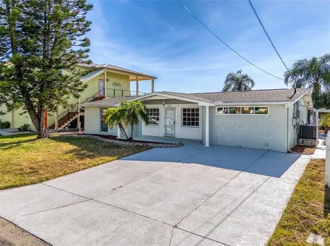 12709 2nd Isle Hudson FL 34667