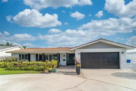 1432 51st Avenue NE St Petersburg FL 33703