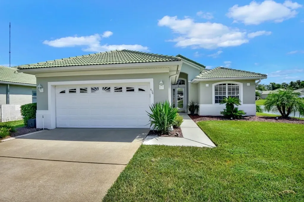 434 Foxhill Drive Debary FL 32713