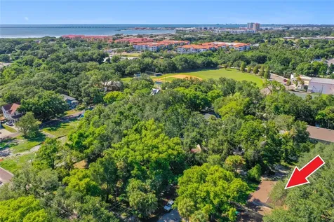 6814 S Shamrock Road Tampa FL 33616