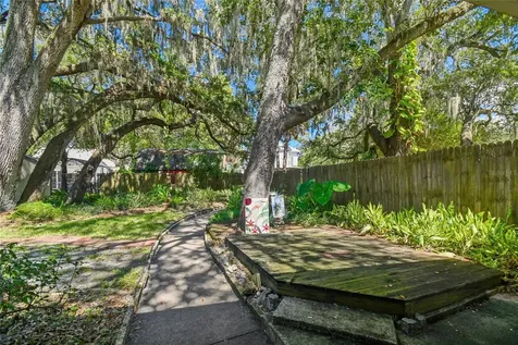 6814 S Shamrock Road Tampa FL 33616