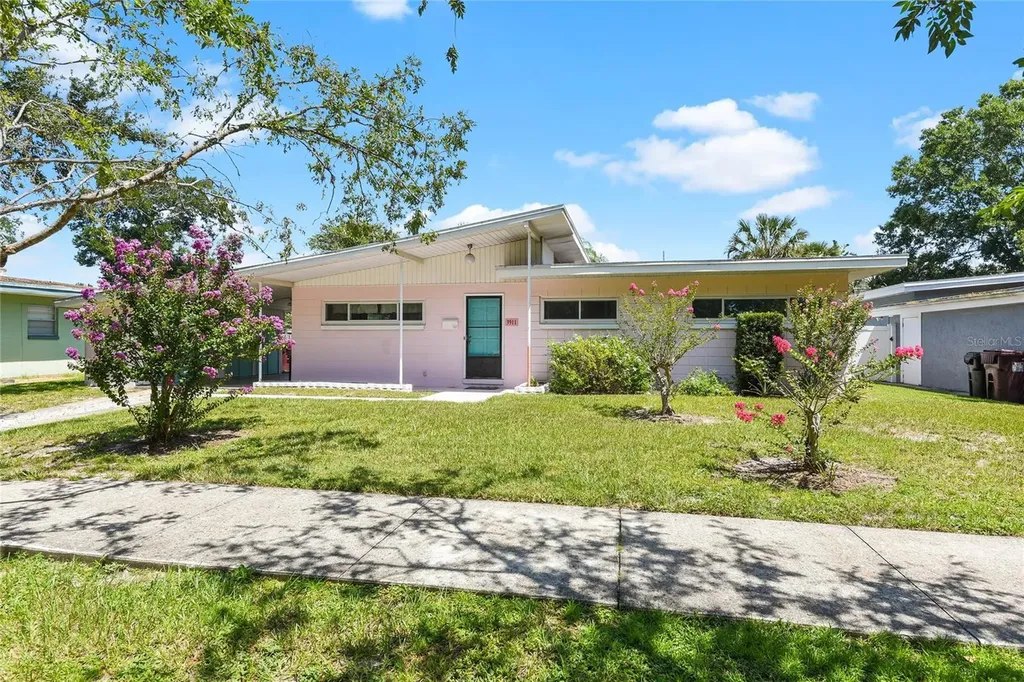 3911 Finch Street Orlando FL 32803
