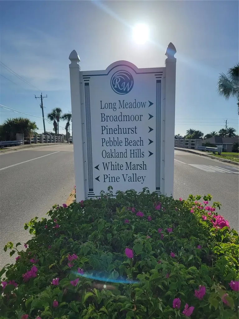 40 Pine Valley Lane Rotonda West FL 33947