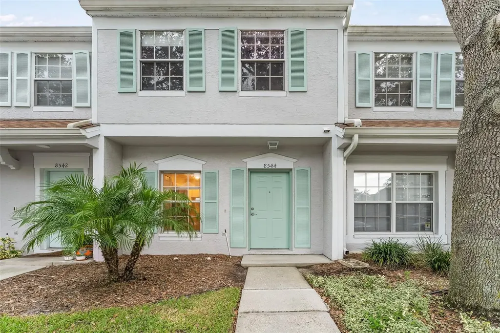 8544 Hunters Key Circle Tampa FL 33647
