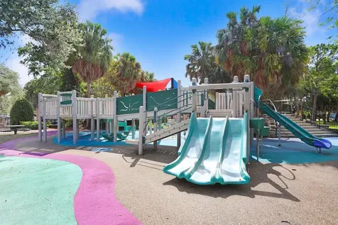 2015 N Lincoln Avenue Tampa FL 33607