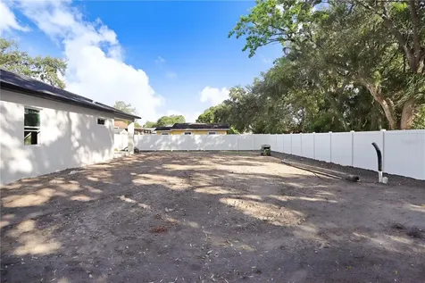 2015 N Lincoln Avenue Tampa FL 33607