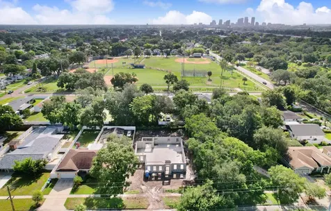 2015 N Lincoln Avenue Tampa FL 33607