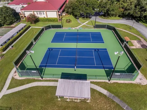 26740 Racquet Circle Leesburg FL 34748
