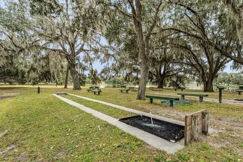 26740 Racquet Circle Leesburg FL 34748