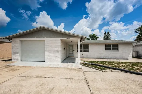 3423 Eisenhower Drive Holiday FL 34691