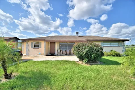 31 Attucks Circle Frostproof FL 33843