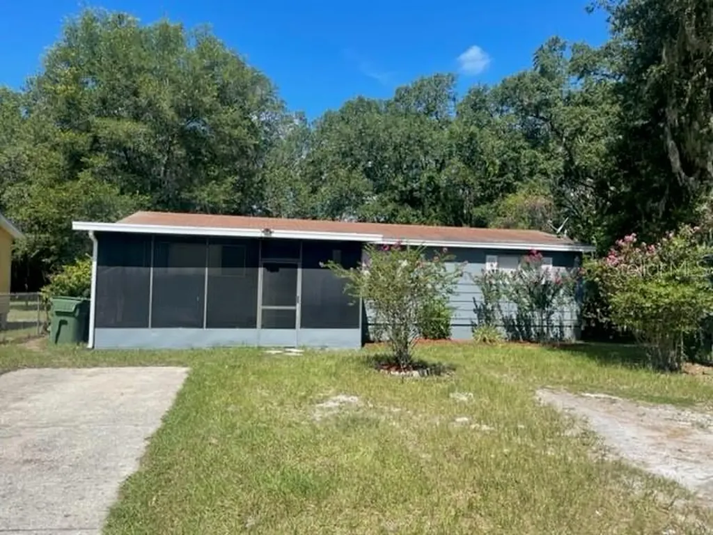 1009 Georgia Avenue Leesburg FL 34748