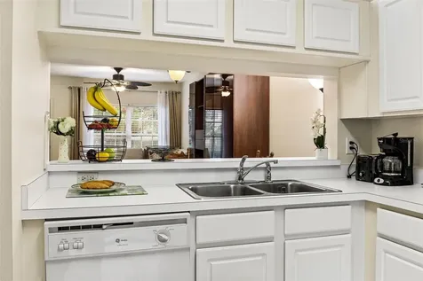2246 Lake Woodberry Circle Brandon FL 33510