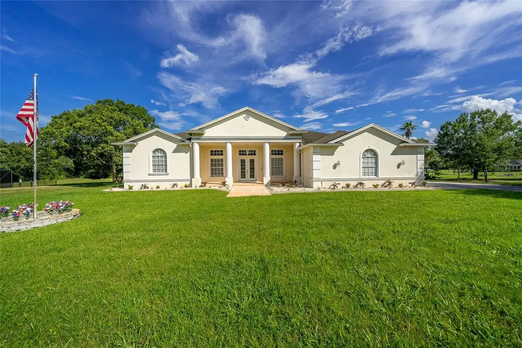 6644 Country Club Road Wesley Chapel FL 33544