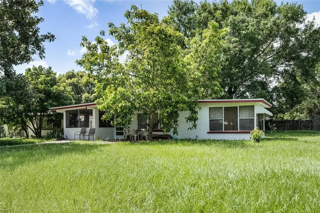 2330 W Doris Street Kissimmee FL 34741