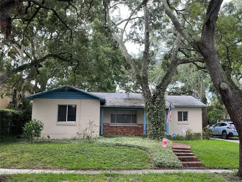 2936 W Lawn Avenue Tampa FL 33611