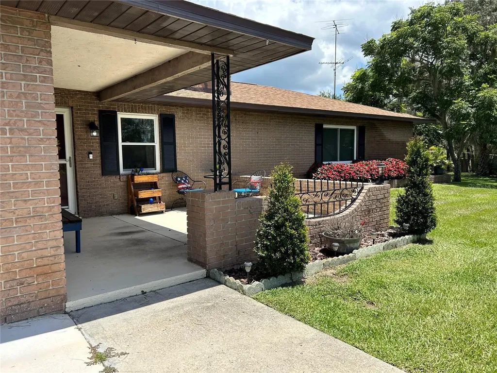9151 Cypresswood Drive Lake Wales FL 33898