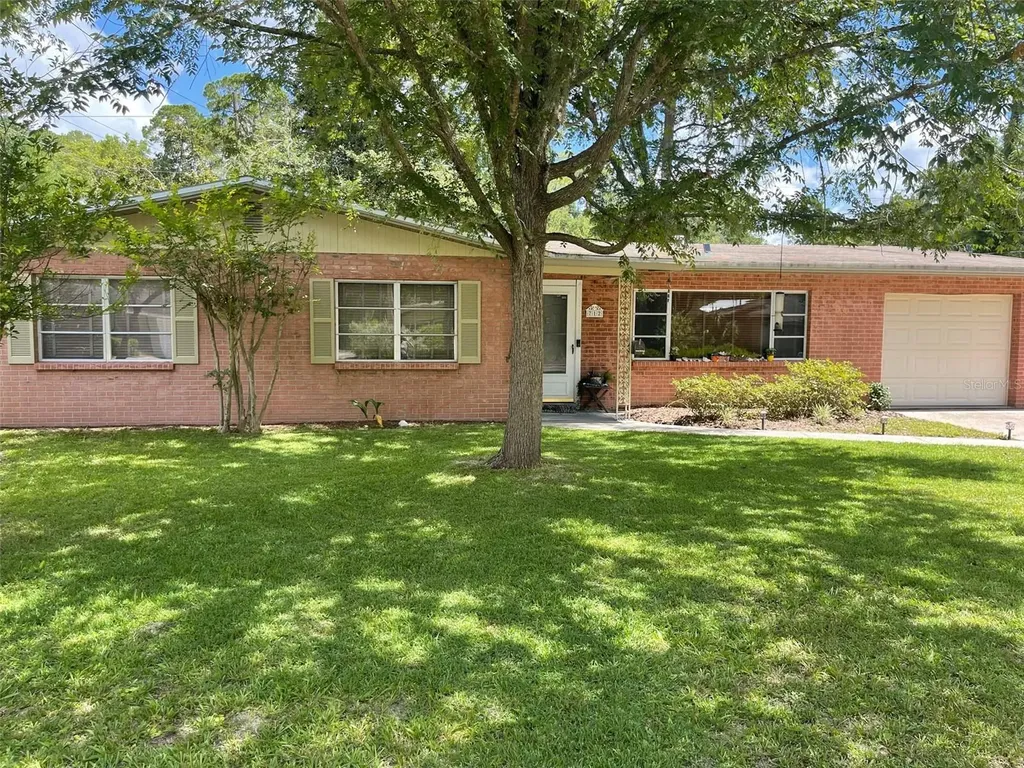 712 NE 6th Place Gainesville FL 32601