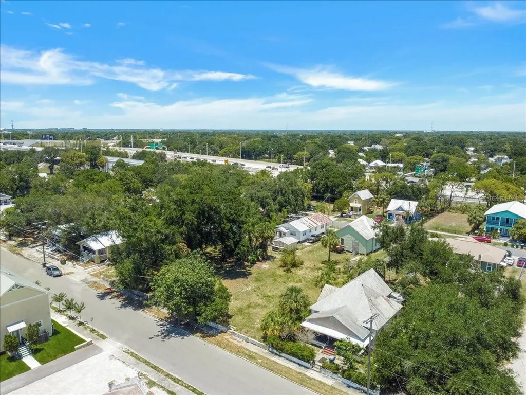 940 E 11th Avenue Tampa FL 33605
