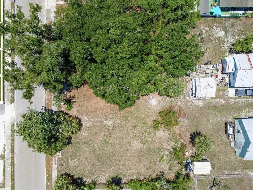 940 E 11th Avenue Tampa FL 33605