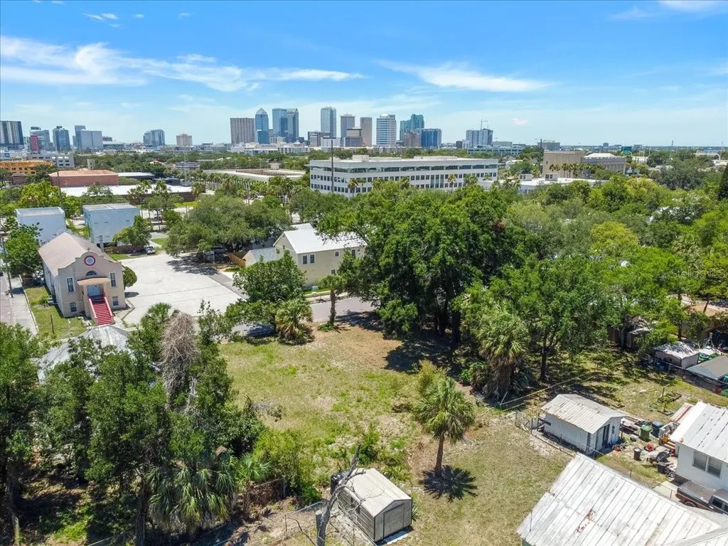 940 E 11th Avenue Tampa FL 33605