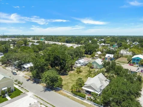 940 E 11th Avenue Tampa FL 33605