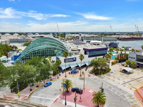 940 E 11th Avenue Tampa FL 33605