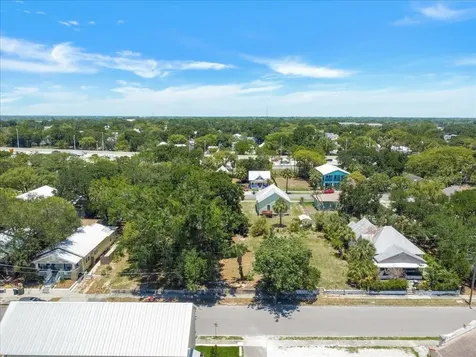 940 E 11th Avenue Tampa FL 33605