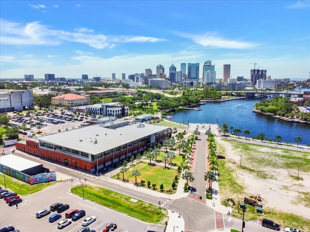 1823 E 5th Avenue Tampa FL 33605