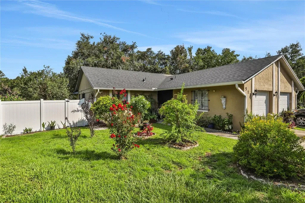 511 Bablonica Drive Orlando FL 32807