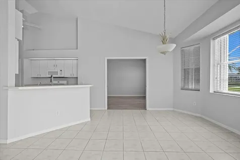 2828 Phoenix Palm Terrace North Port FL 34288