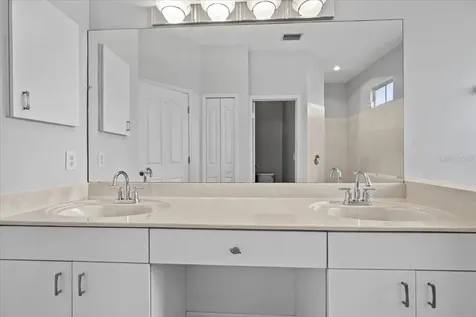 2828 Phoenix Palm Terrace North Port FL 34288