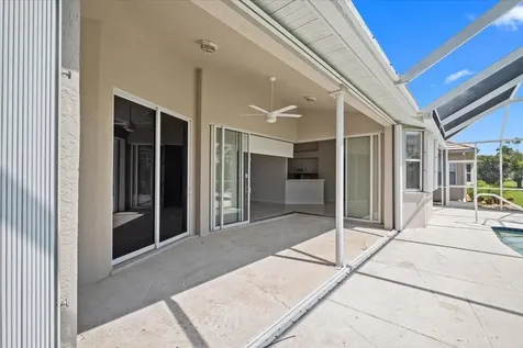 2828 Phoenix Palm Terrace North Port FL 34288
