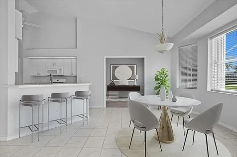 2828 Phoenix Palm Terrace North Port FL 34288