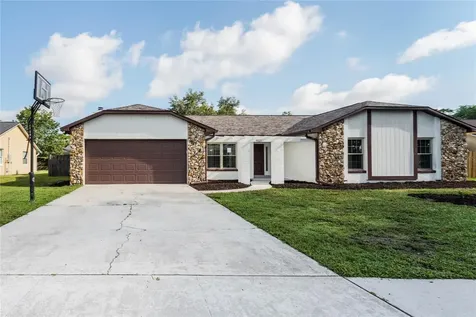 9327 Everwood Street Orlando FL 32825