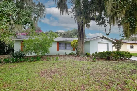 32144 Elizabeth Avenue Tavares FL 32778