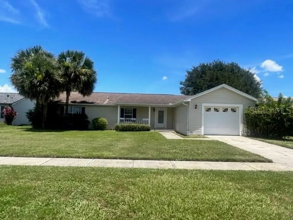 3813 Springlake Village Court Kissimmee FL 34744