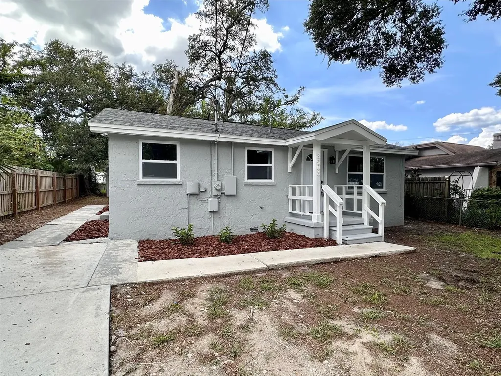 8506 N Arden Avenue Tampa FL 33604