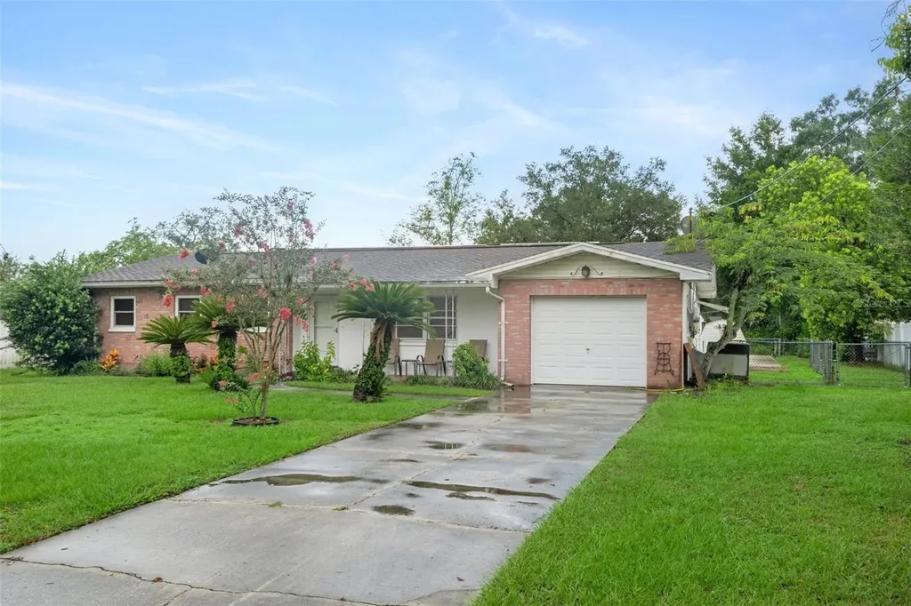 37244 Lemon Avenue Zephyrhills FL 33541